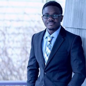 Meet your Posher, Emmanuel